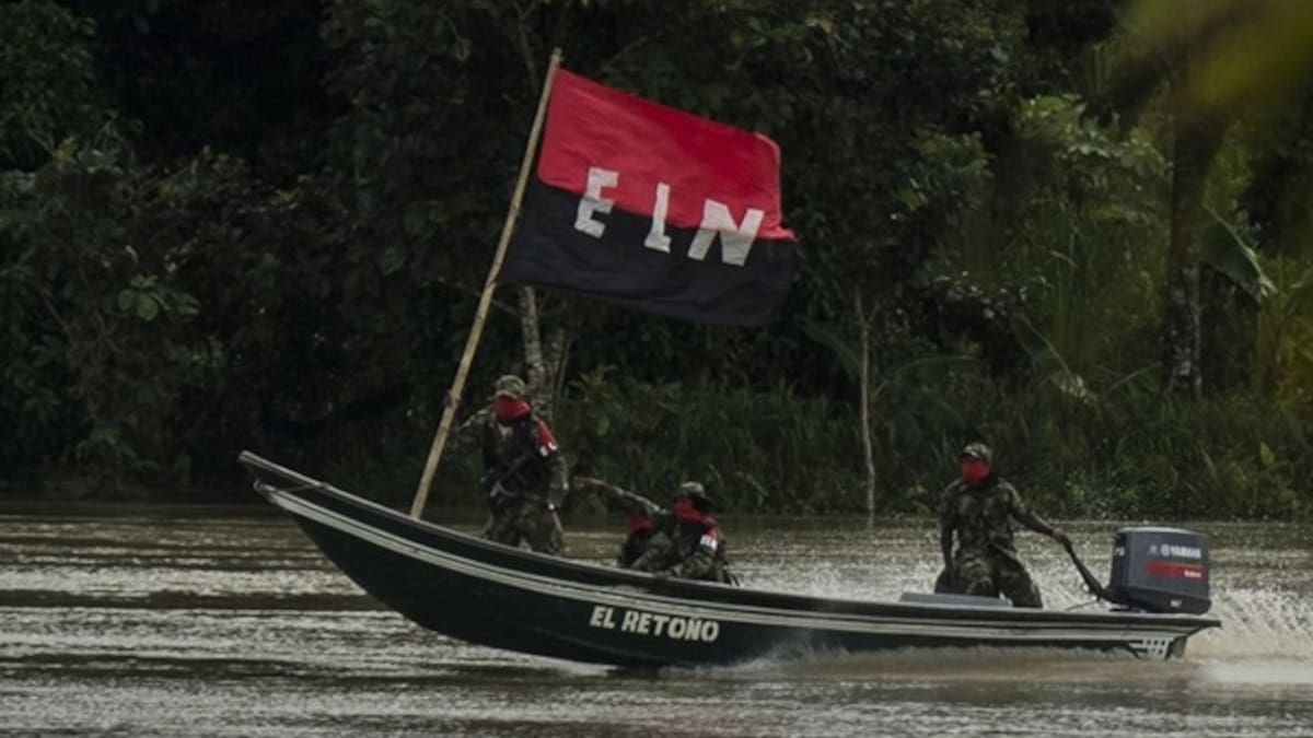 Por fiestas patronales en Chocó, ELN habilita movilidad en el río San Juan en medio del paro armado