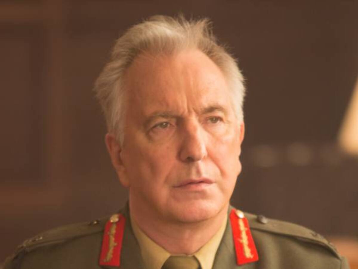 Este jueves se estrena la última película que filmó Alan Rickman