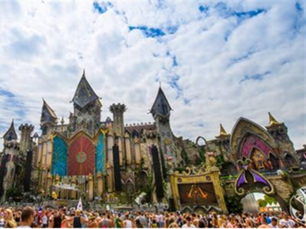 De lo único que soy culpable es de ser recta: Clara López