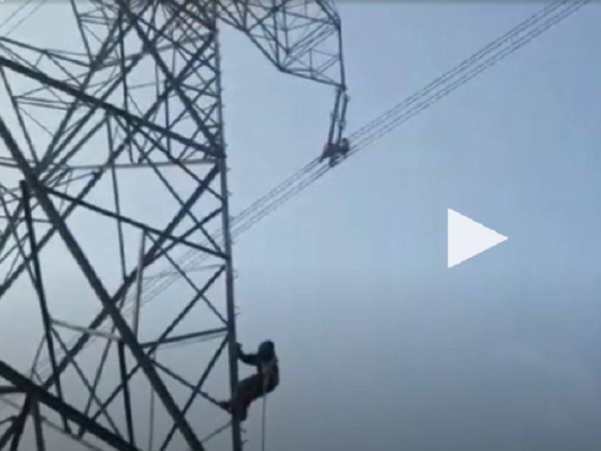 ¡Aterrador! Hombre caminó por peligrosos cables de alta tensión