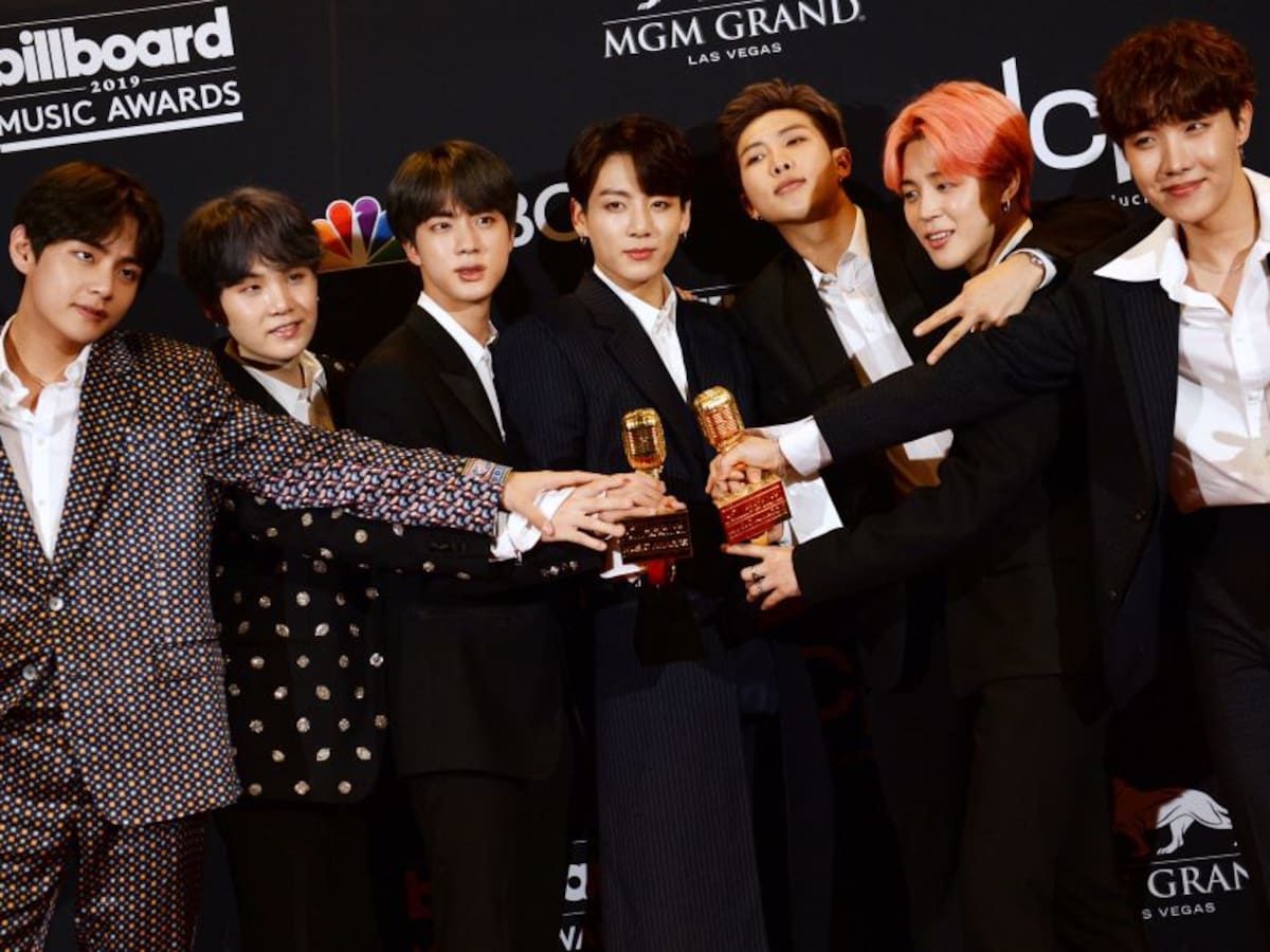 BTS fue a cine con un grupo de ARMY en Corea del Sur