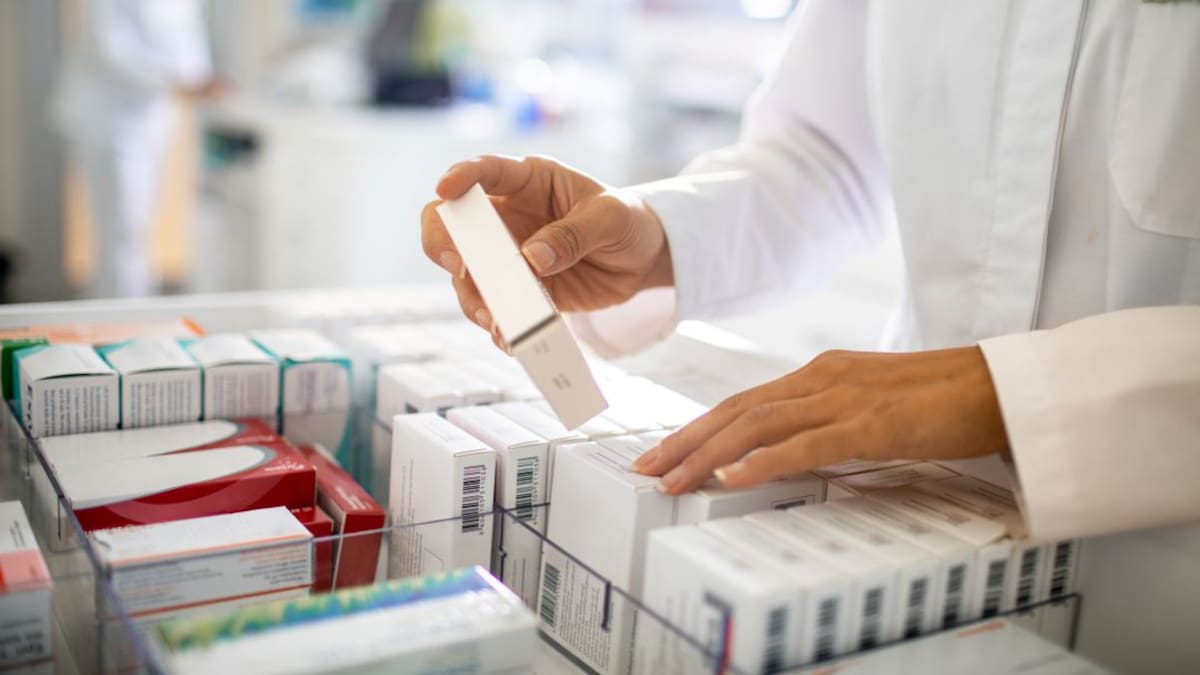 Las cifras no concuerdan: Víctor Salcedo sobre desabastecimiento de medicamentos