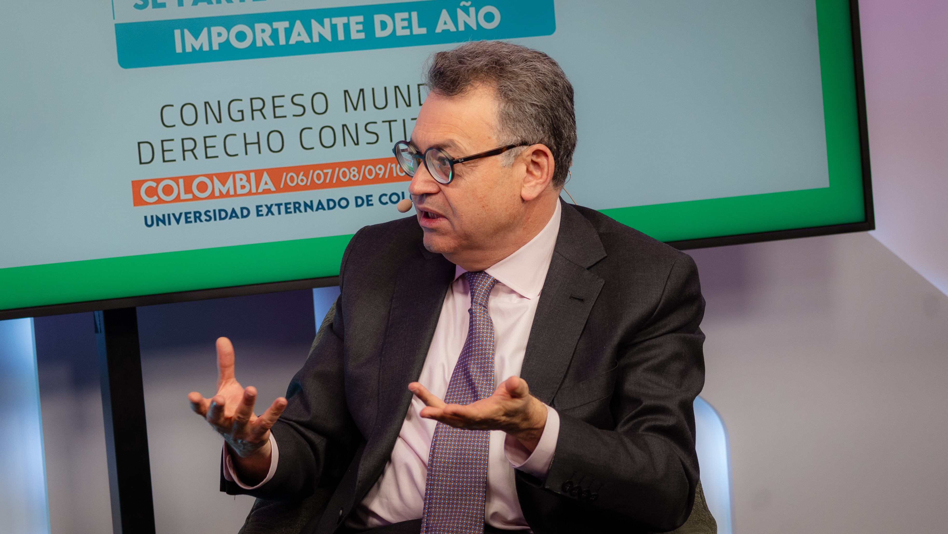 Humberto Antonio Sierra, director del Departamento de Derecho Constitucional de la Universidad Externado de Colombia. | Foto: Caracol Radio