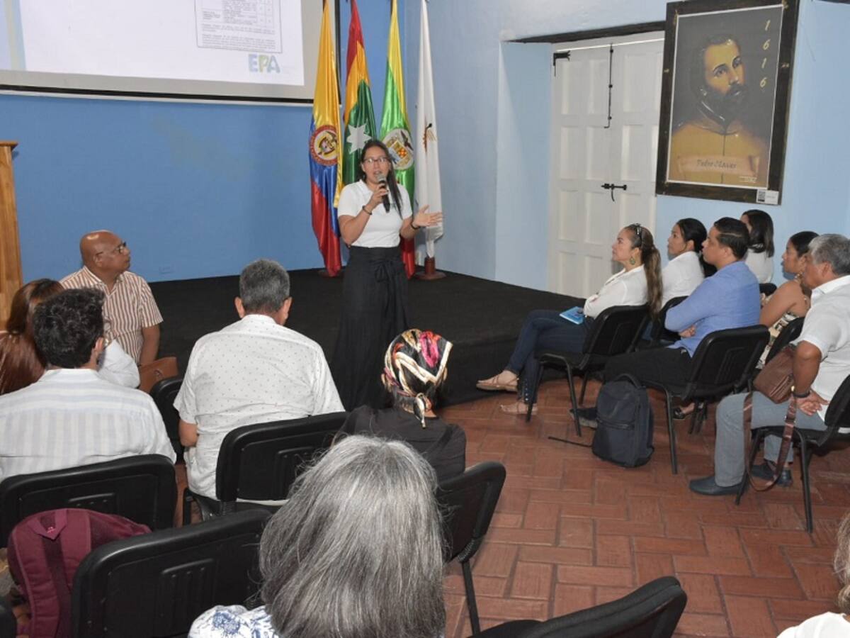 EPA Cartagena y Fenalco lideraron conversatorio sobre normas ambientales