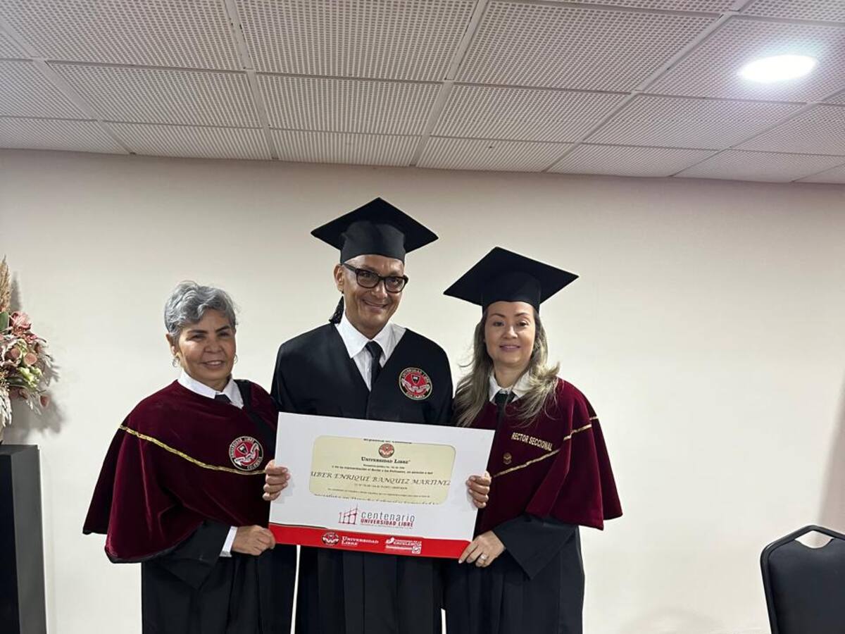 ‘Juancho Dique’ se graduó de abogado: “camino con la frente en alto y no escondo nada”.