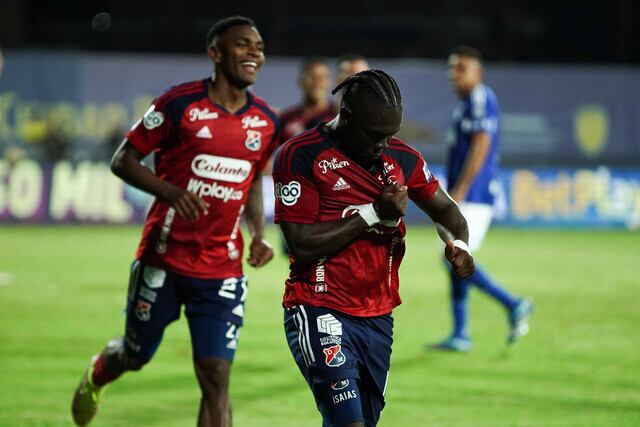 Edwuin Cetré anotó los dos goles del Medellín / Colprensa