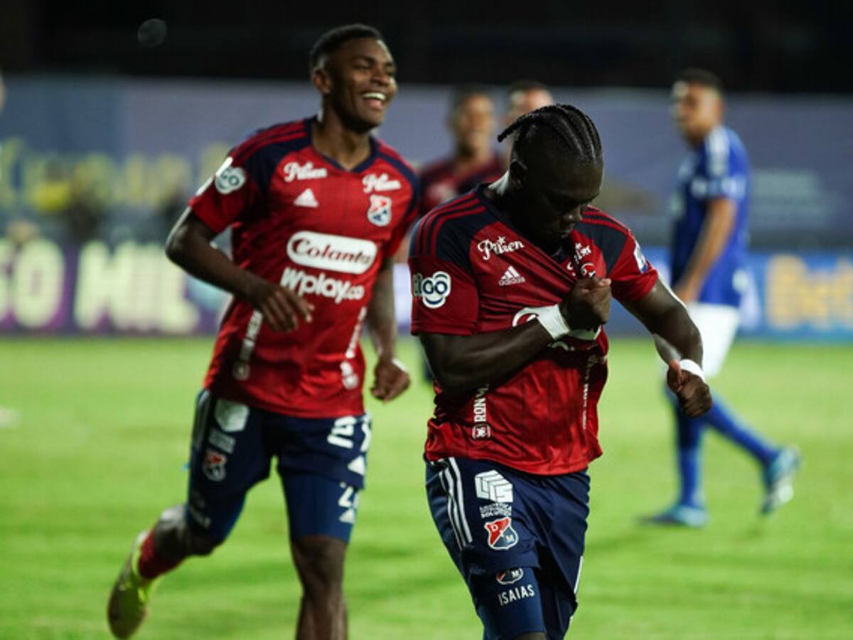 Medellín venció a Millonarios y recuperó el liderato del Grupo B
