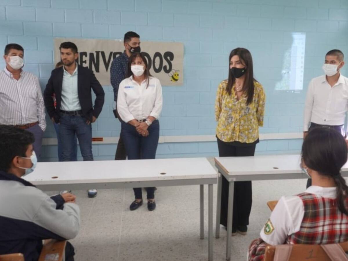 Entregan Megacolegio Pedro Uribe Mejía en Santa Rosa de Cabal