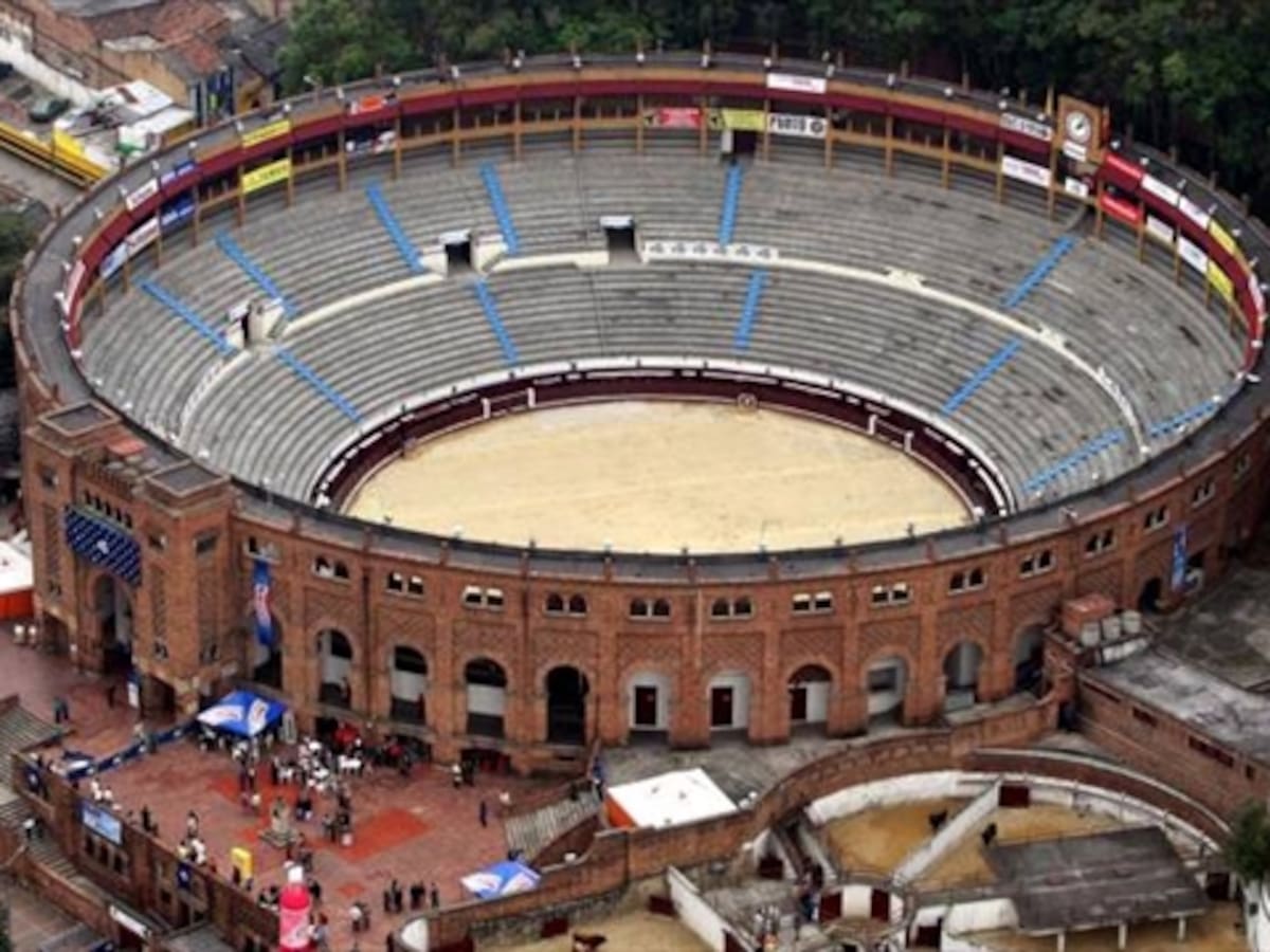 Siguiente alcalde de Bogotá deberá entregar Plaza La Santamaría reparada