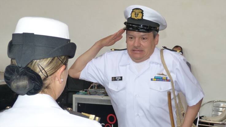 Concurso del "almirante don Jediondo" con la Armada Nacional en Cartagena