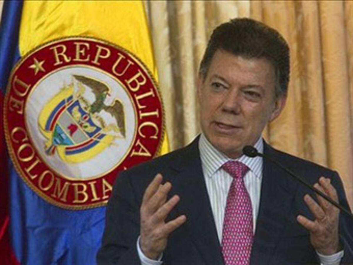 'Queremos una Bogotá con vías fluidas alcalde', dice Santos a Samuel Moreno