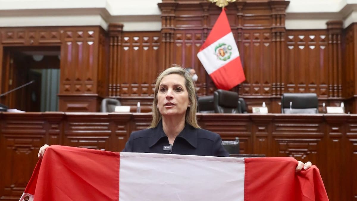 Petro podría ser declarado persona no grata en Perú, ¿qué implicaciones tendría?