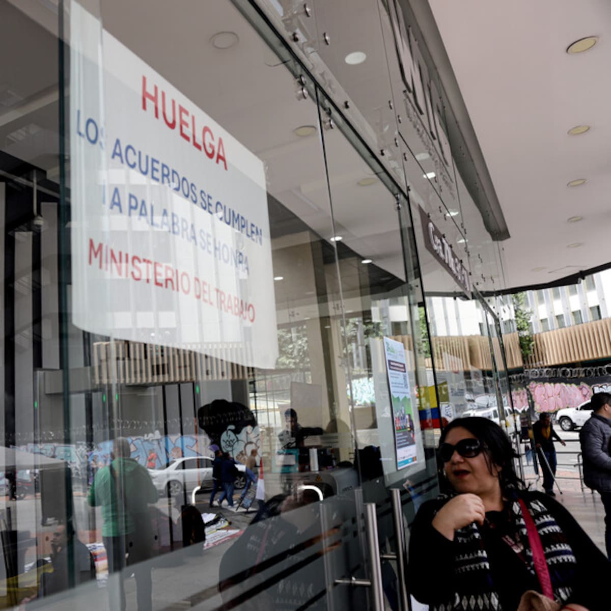 ¿Por qué sigue huelga de sindicatos de MinTrabajo? Viceministro de Empleo explica acuerdos