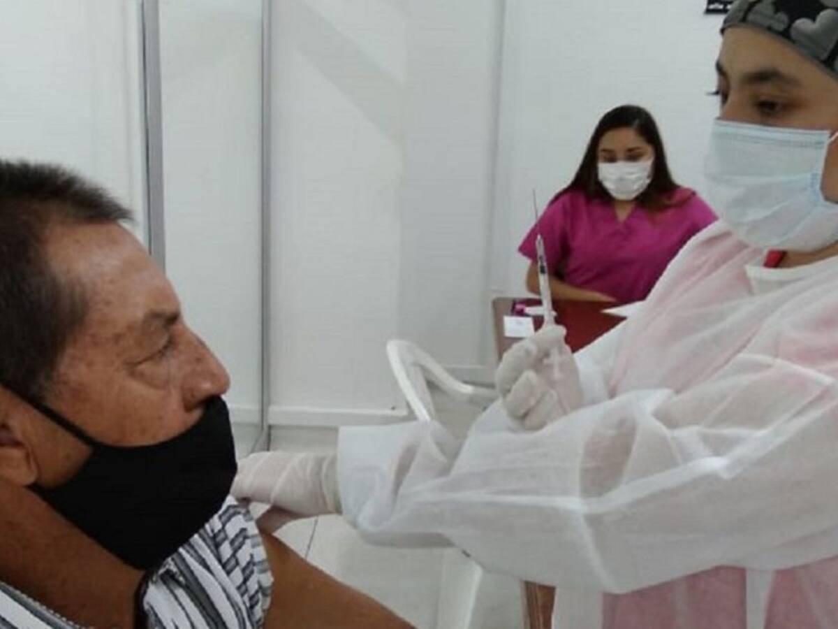 Escasean segundas dosis de Sinovac y Moderna en Armenia