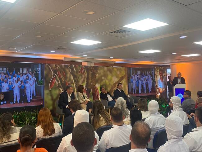 Encuentro del presidente Gustavo Petro con empresarios antioqueños. Foto: Caracol Radio.