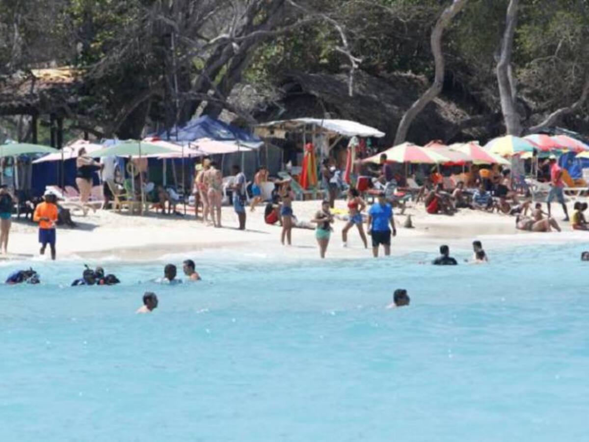Alcaldía de Cartagena pide más control para Playa Blanca
