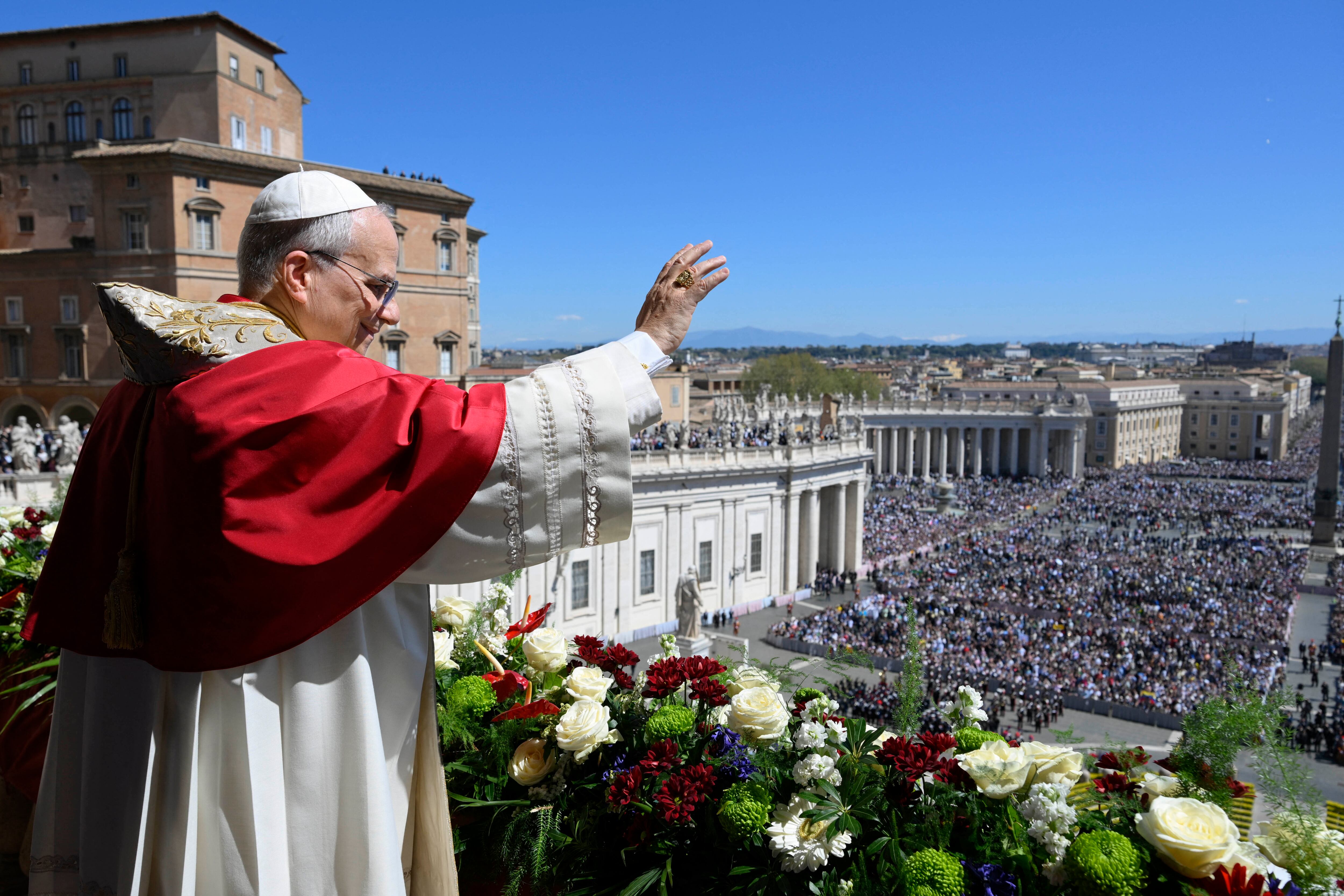 This photo taken and handout on April 5, 2026 by The Vatican Media shows Pope Leo XIV addressing the crowd from the main balcony of St. Peter's basilica for the Urbi et Orbi message and blessing to the city and the world as part of Easter celebrations in The Vatican. (Photo by Simone Risoluti / VATICAN MEDIA / AFP) / RESTRICTED TO EDITORIAL USE - MANDATORY CREDIT "AFP PHOTO / VATICAN MEDIA" - NO MARKETING - NO ADVERTISING CAMPAIGNS - DISTRIBUTED AS A SERVICE TO CLIENTS