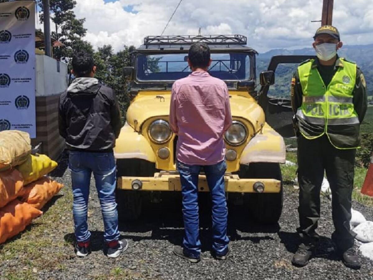 En vías de Caldas frustran el hurto de 380 kilos de aguacate