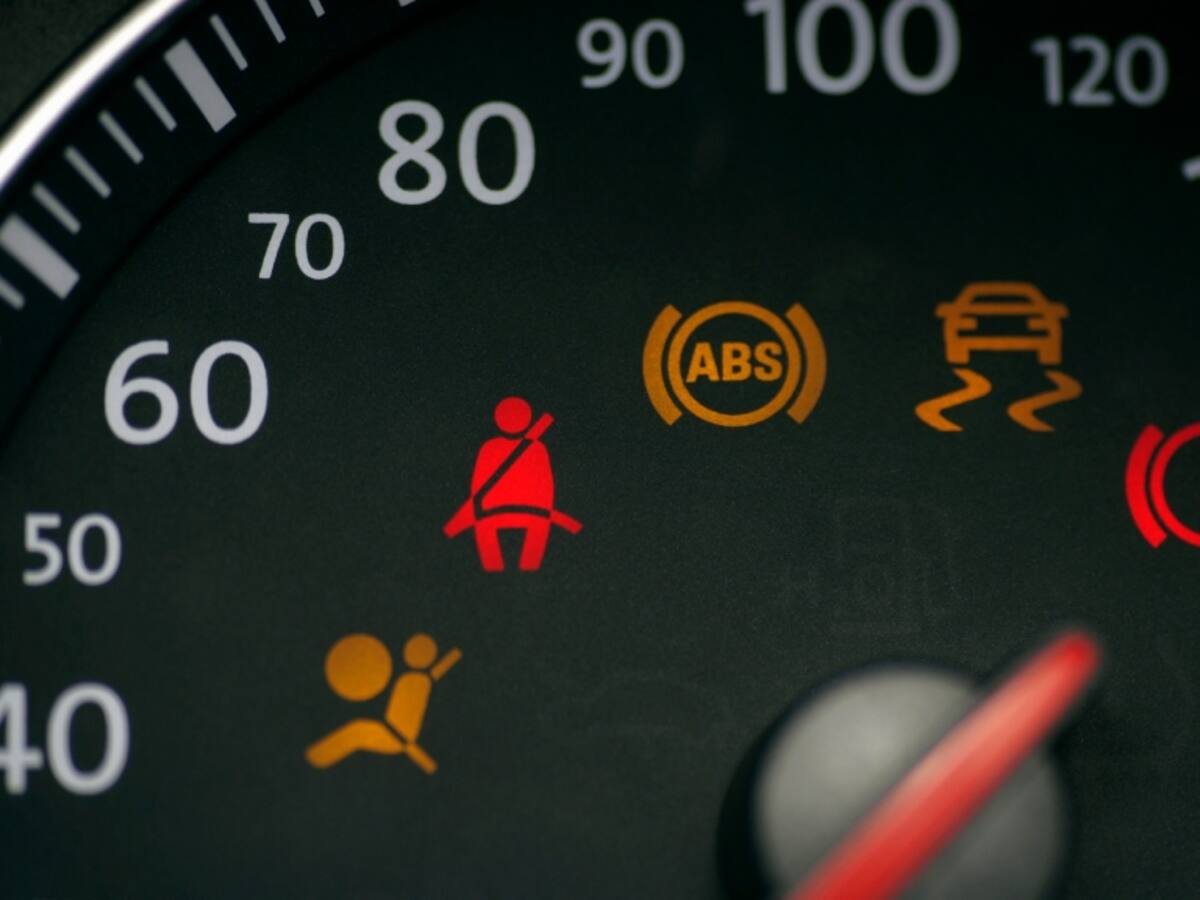 ¡Pilas! ‘Testigos’ del carro que dañan la vida útil del motor