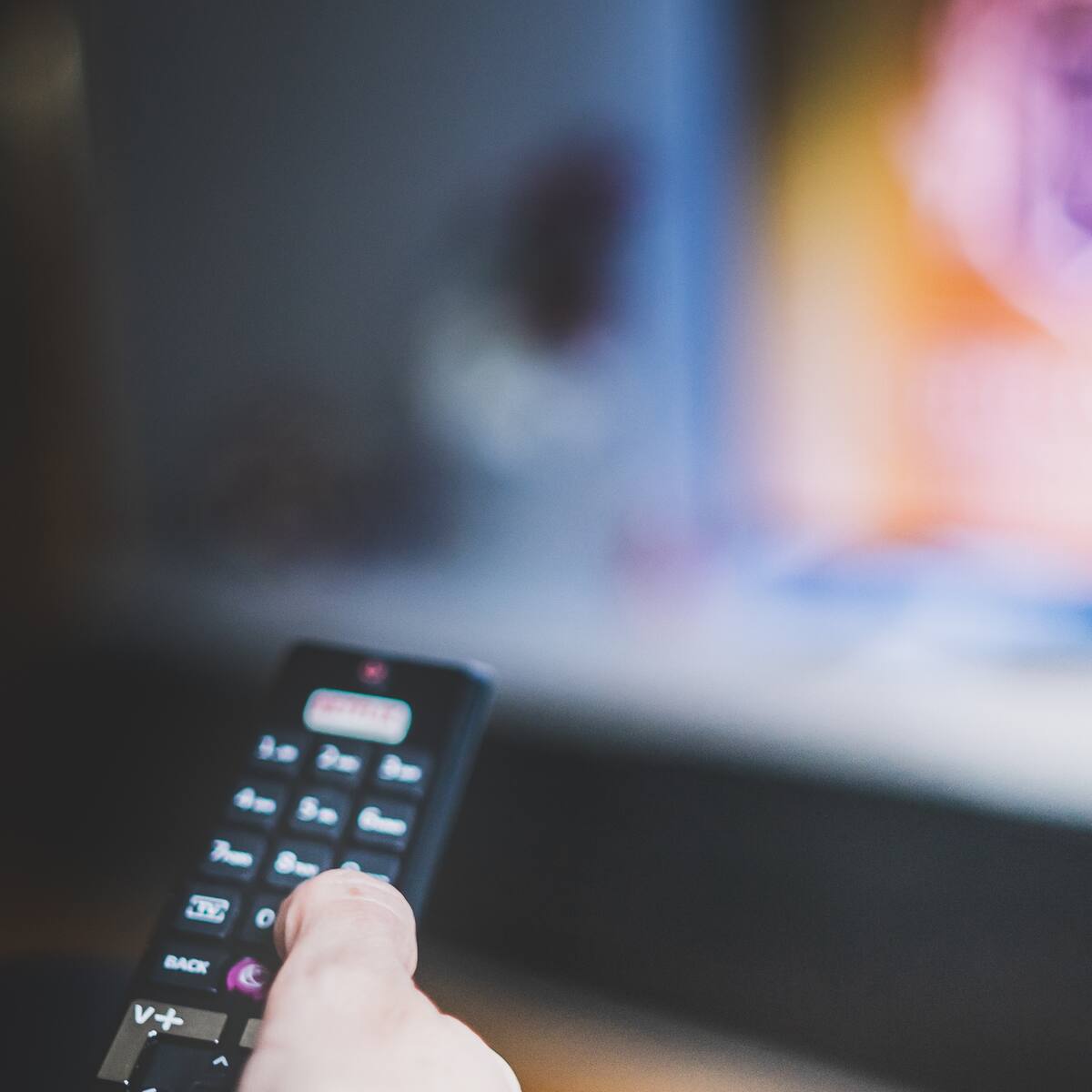“La televisión está muy viva”: Claro Media explica la medición de TV en Colombia