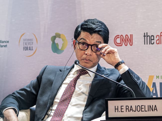 Asamblea Nacional de Madagascar destituyó al presidente, Andry Rajoelina