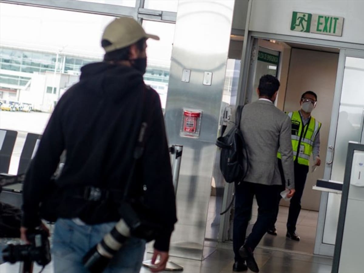 Prueba PCR será necesaria para entrar y salir del país: Migración Colombia