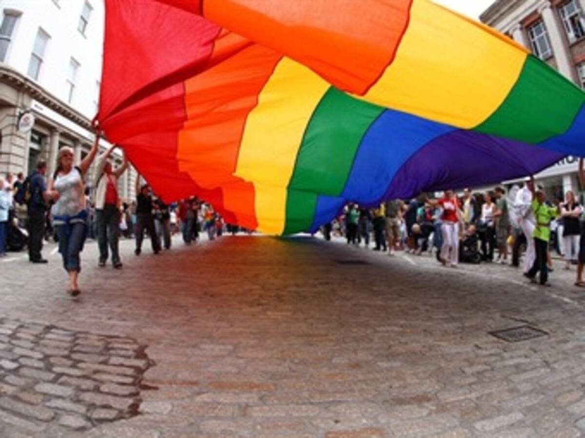Gobierno lanza estrategia contra discriminación de comunidad LGBTI