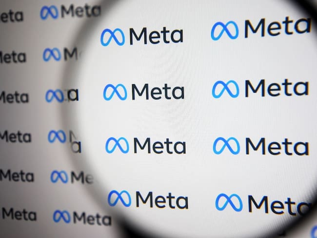 La compañía Meta desarrolló un traductor simultaneo.