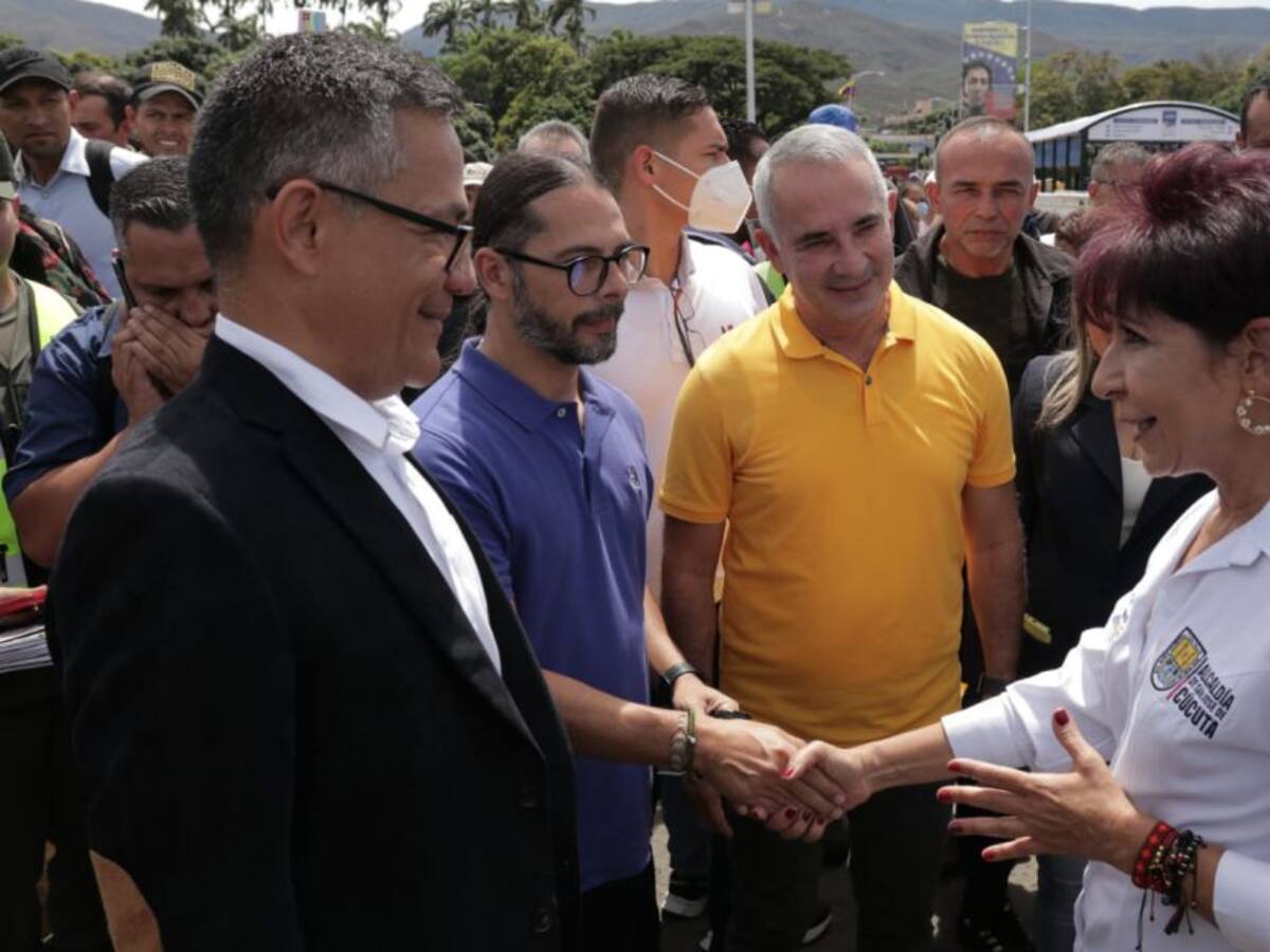 Encuentro de poetas binacionales primer paso de apertura de frontera