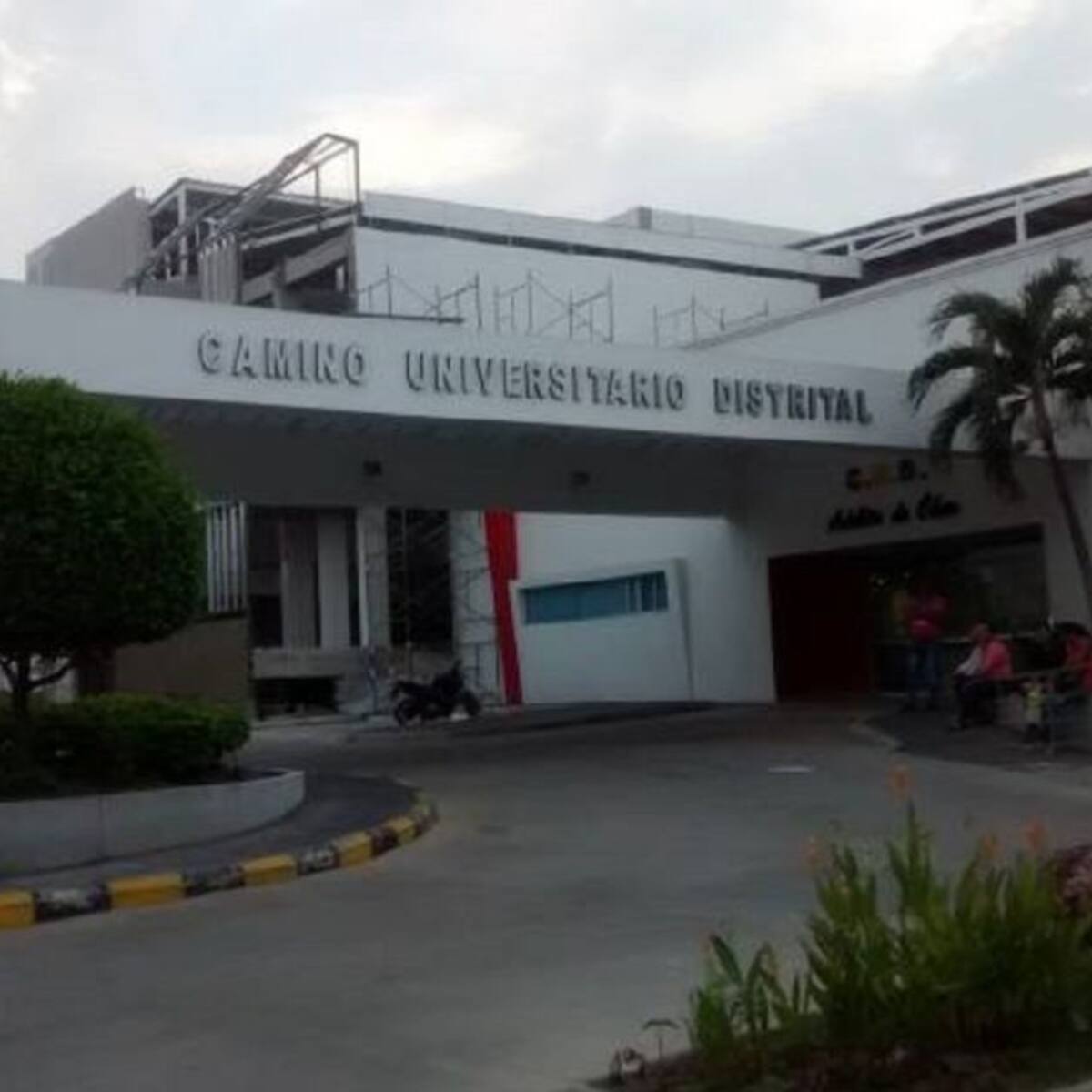 Muere menor de edad que cayó al vacío en el Metropolitano