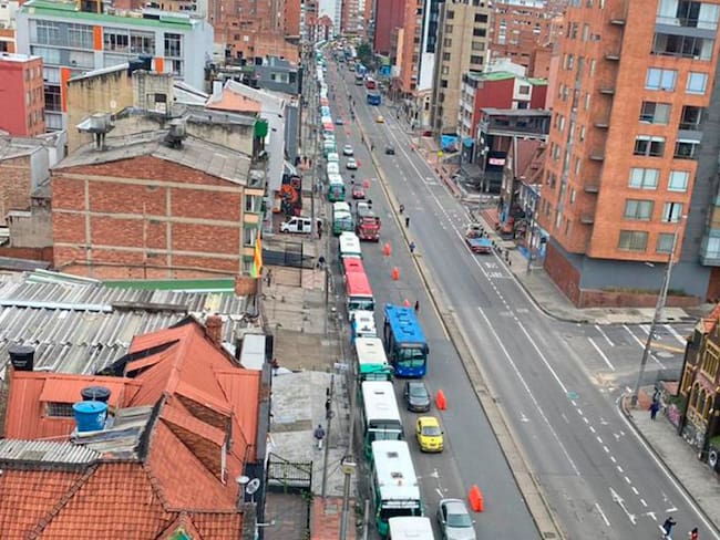 Conductores de buses de SITP provisional protestan en Bogotá
