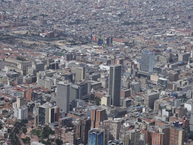Monitoreo sobre calidad del aire en Bogotá es deficiente, dice experto