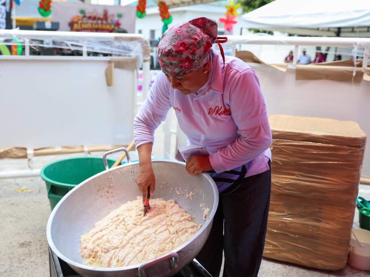 Más de 3.000 almojábanas marcaron el éxito del primer festival en Hobo