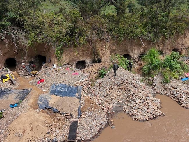 Operativos contra la minería ilegal en Fredonia, Antioquia. Foto: Policía Ant.