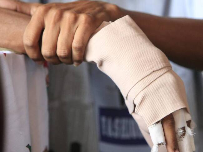 En cuanto al tipo de lesión se han presentado quemaduras en el 100% de los casos, laceración en el 40%, contusión 40% y daño auditivo 20%.