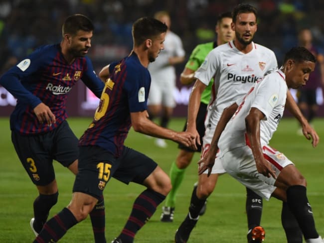 Luis Fernando Muriel marcó en la derrota del Sevilla ante el Barcelona