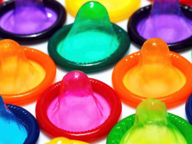 Autoridades distribuirán 5 mil condones en la feria