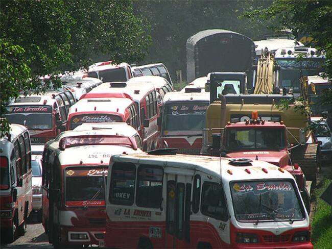 La Alcaldía de Cali y los colectivos de transporte estudian incrementar el número de buses