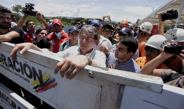Visita del canciller Carlos Holmes Trujillo a la frontera con Venezuela 