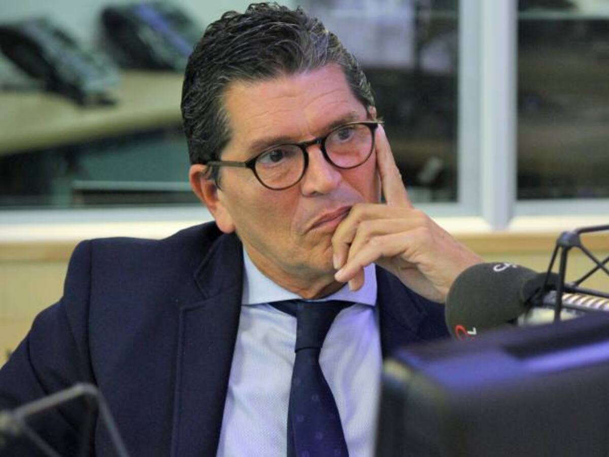 La paz en las regiones debe llevar a revisar el modelo de descentralización: Celia