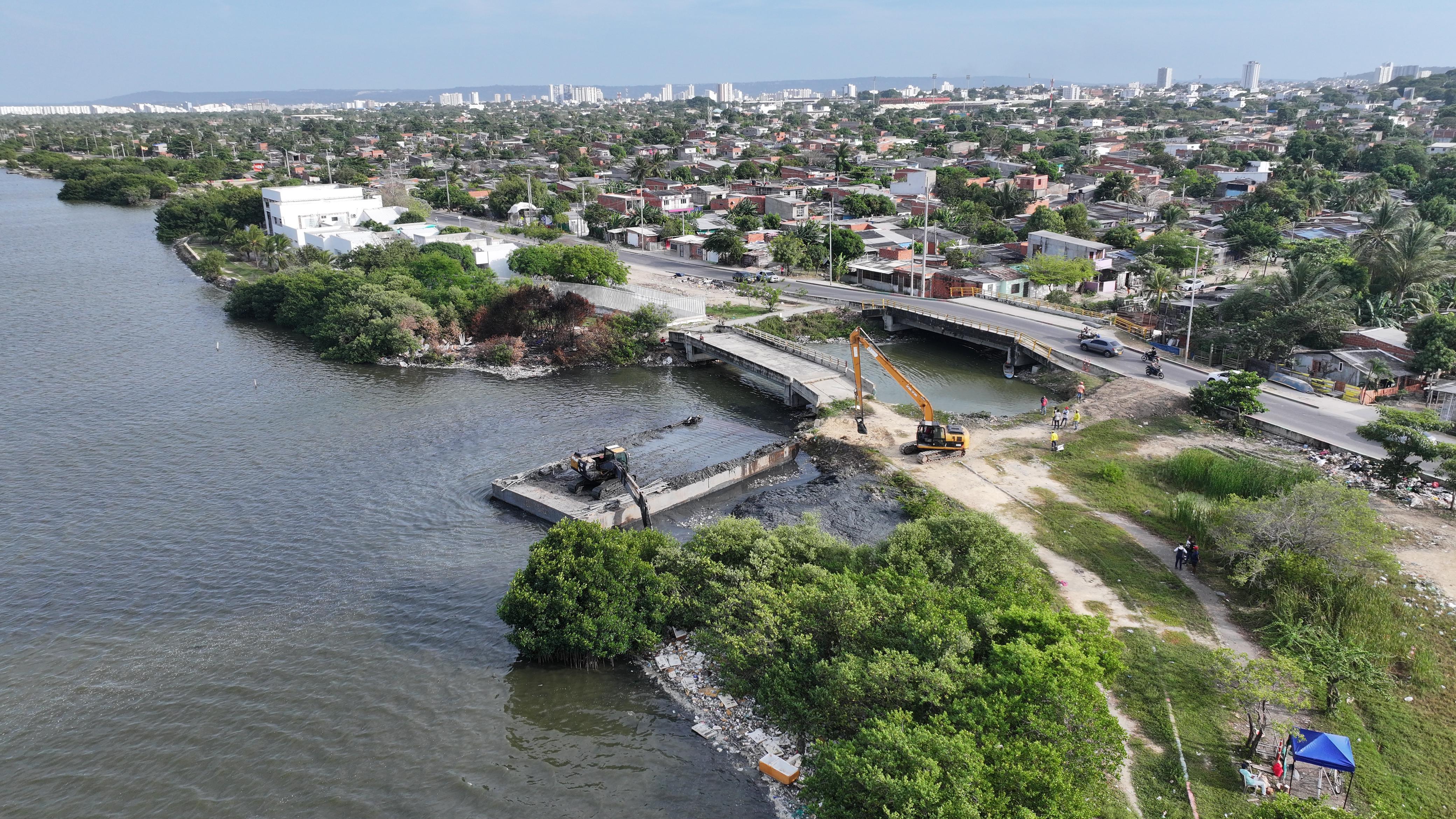 6.000 m3 de materiales acumulados removidos de descoles que desembocan en la Ciénaga de la Virgen