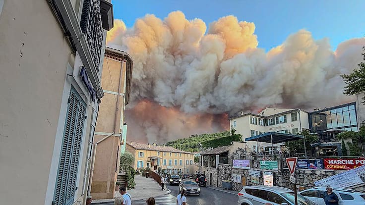¿Estaba Francia preparada para la emergencia por incendios? Diputado criticó respuesta del Gobierno