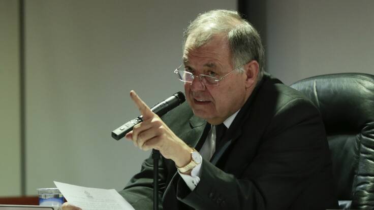 ¿Cuál es la polémica que vincula al procurador Ordóñez y a la Universidad de Pamplona?