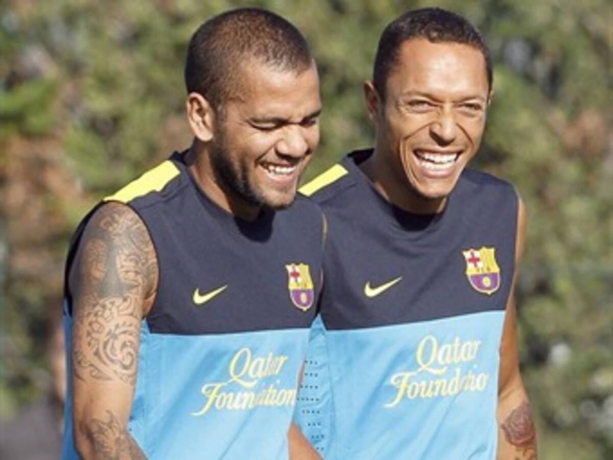 Alves: 'Me molestó que Barcelona no desmintiera mi salida'