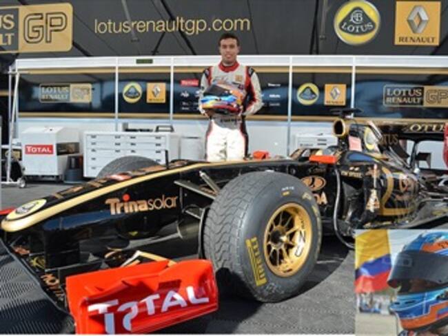 Óscar Andrés Tunjo fue presentado como nuevo piloto de Lotus F1 Team