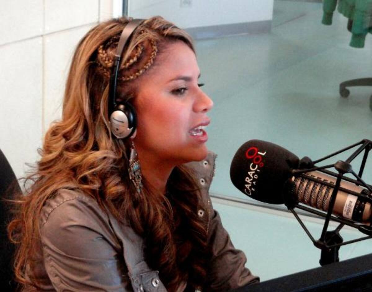 Adriana Lucia (Cantante), invitada a La Ventana