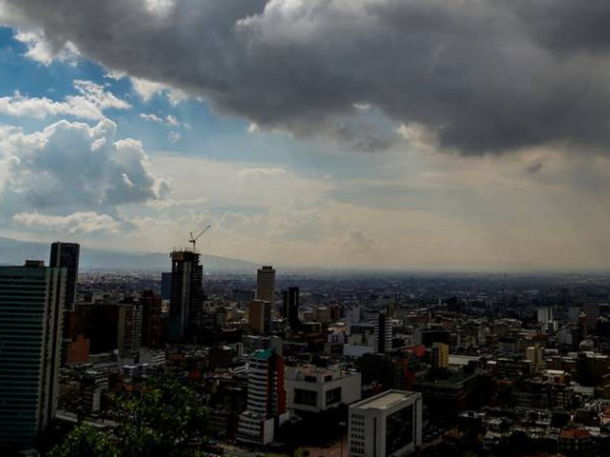 Hallan irregularidades en contratación en 5 alcaldías locales de Bogotá