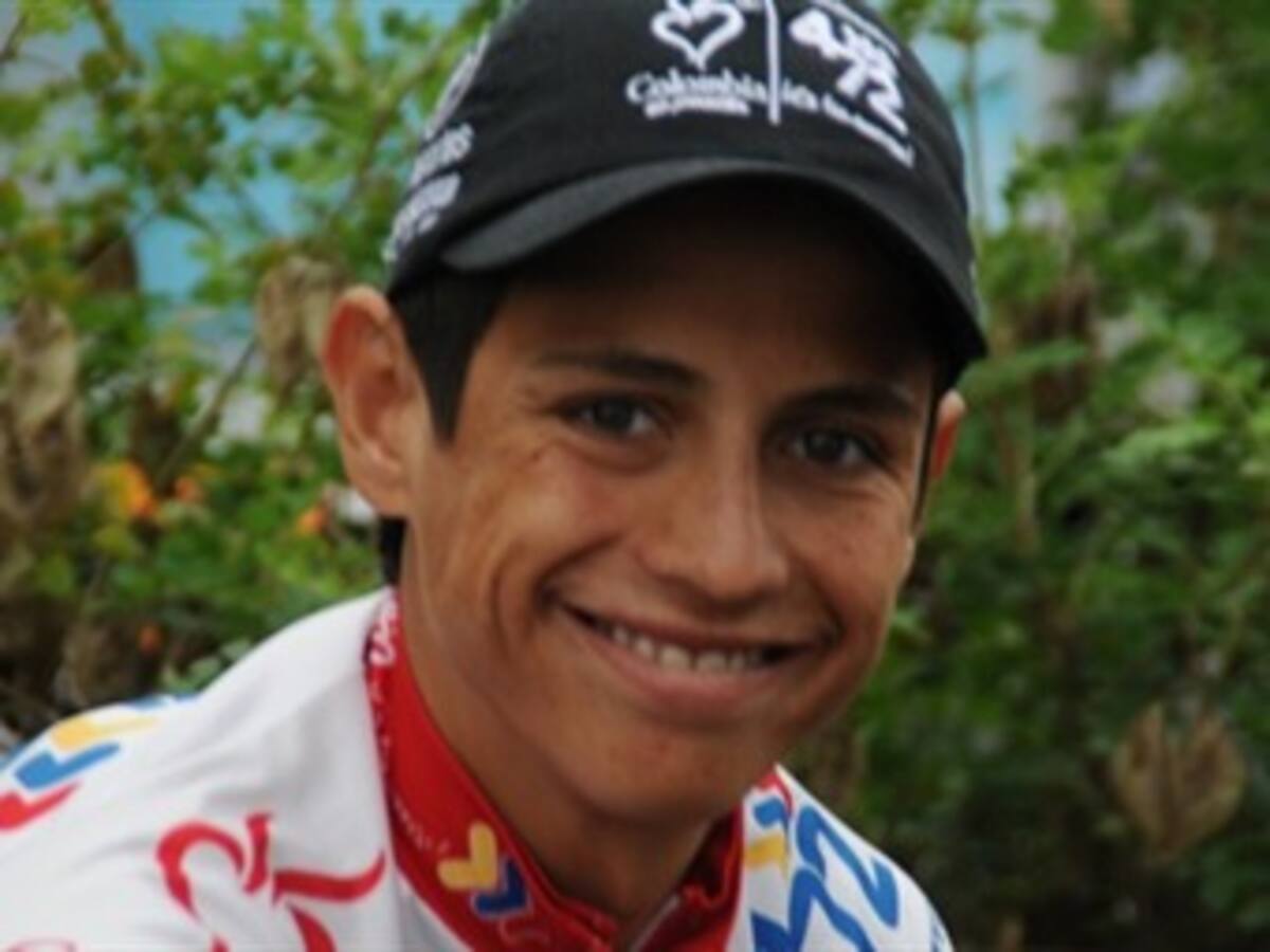 El colombiano Esteban Chaves se lleva la victoria final del Tour de l'Avenir