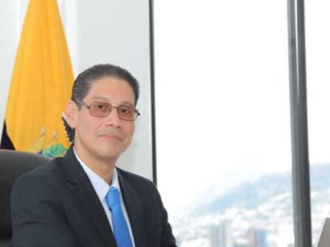 Avances en tecnología se convierten en problema de regulación: ministro telecomunicaciones Ecuador