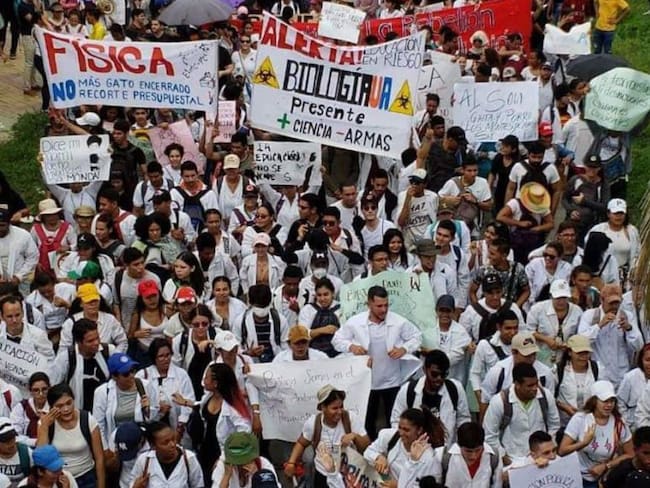 Estudiantes, motociclistas y taxistas se movilizan en Barranquilla